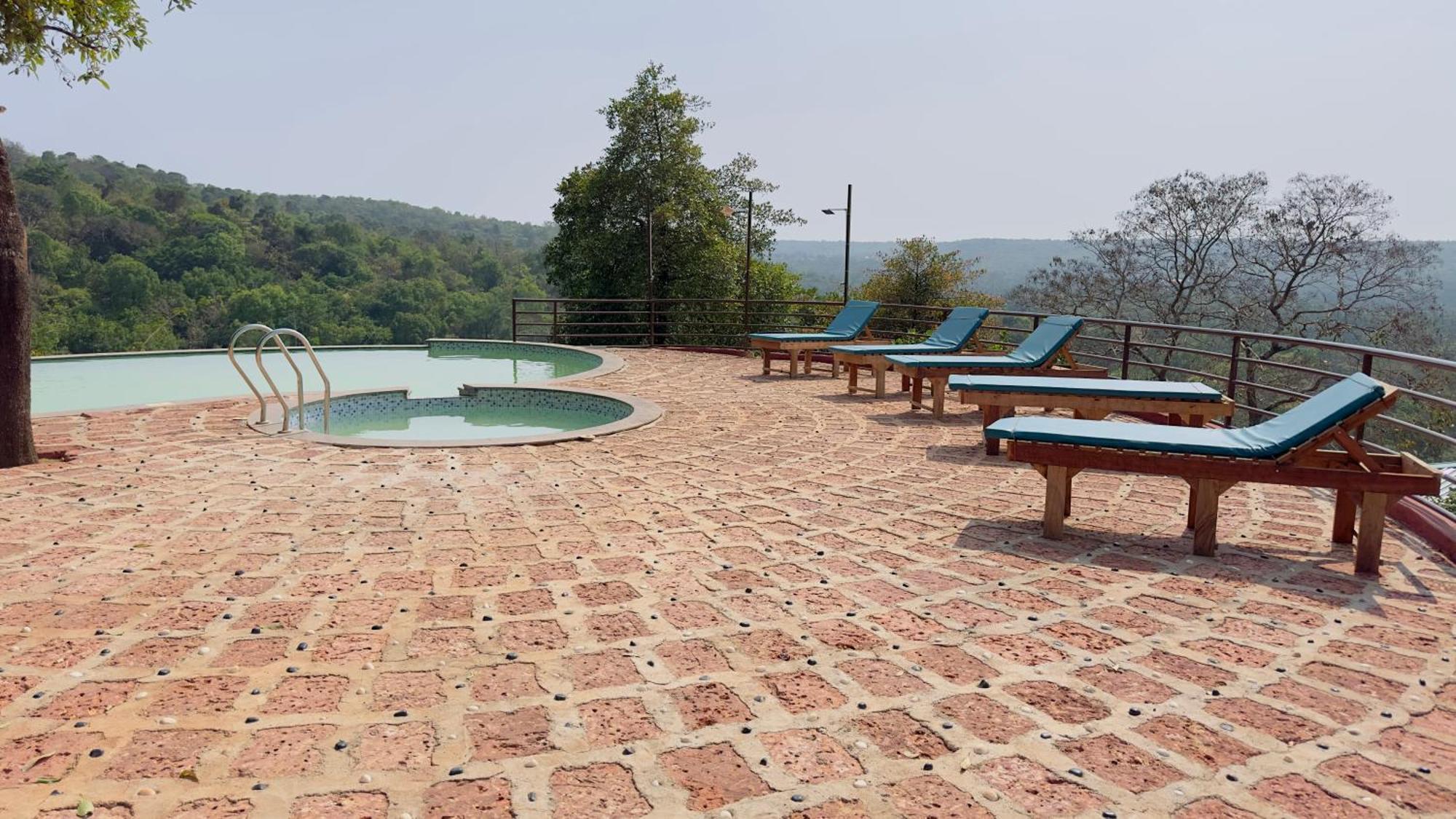 Xenious Cashew Leaf Eco Resort, Goa Arambol Exterior photo