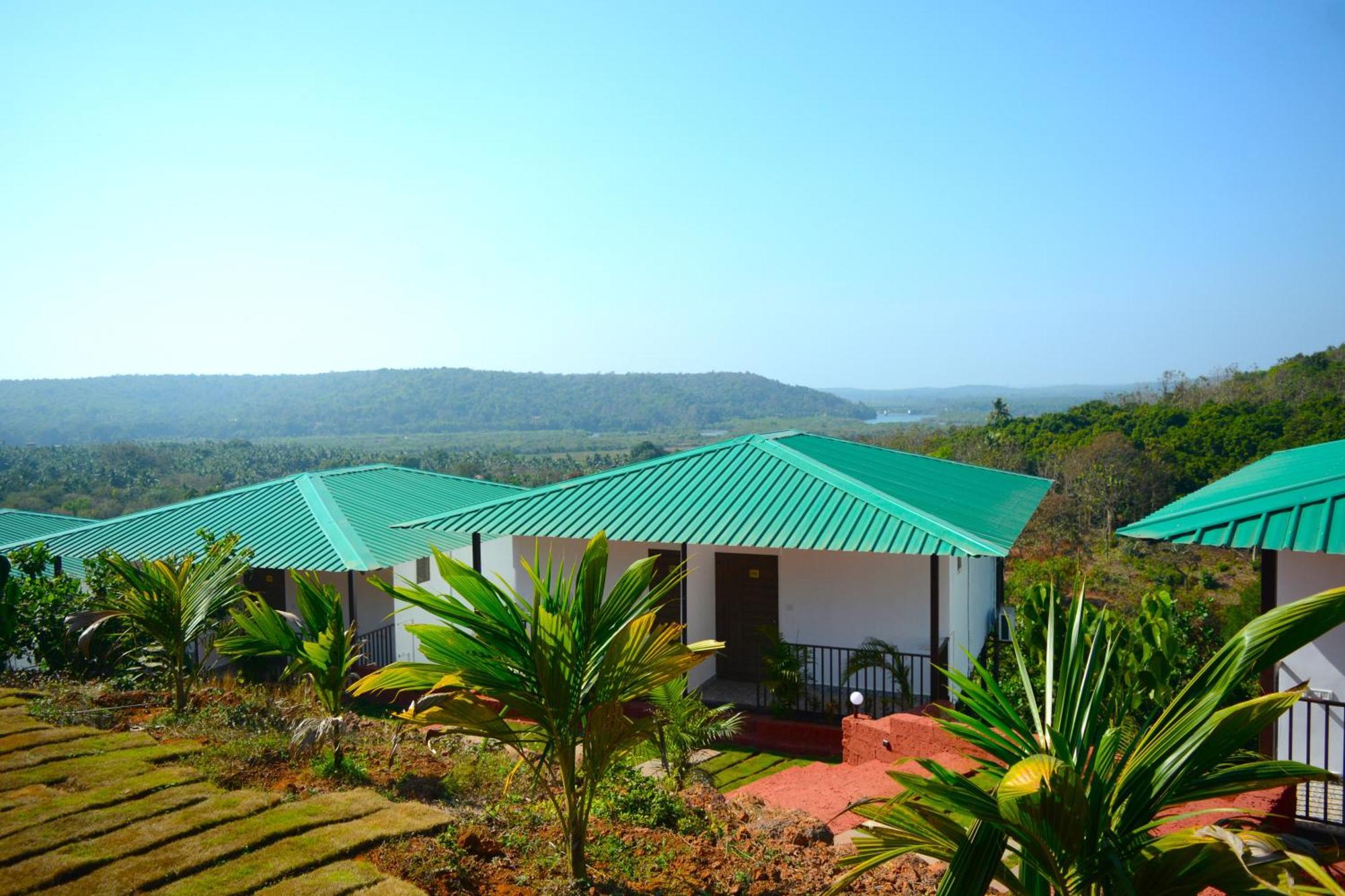 Xenious Cashew Leaf Eco Resort, Goa Arambol Exterior photo