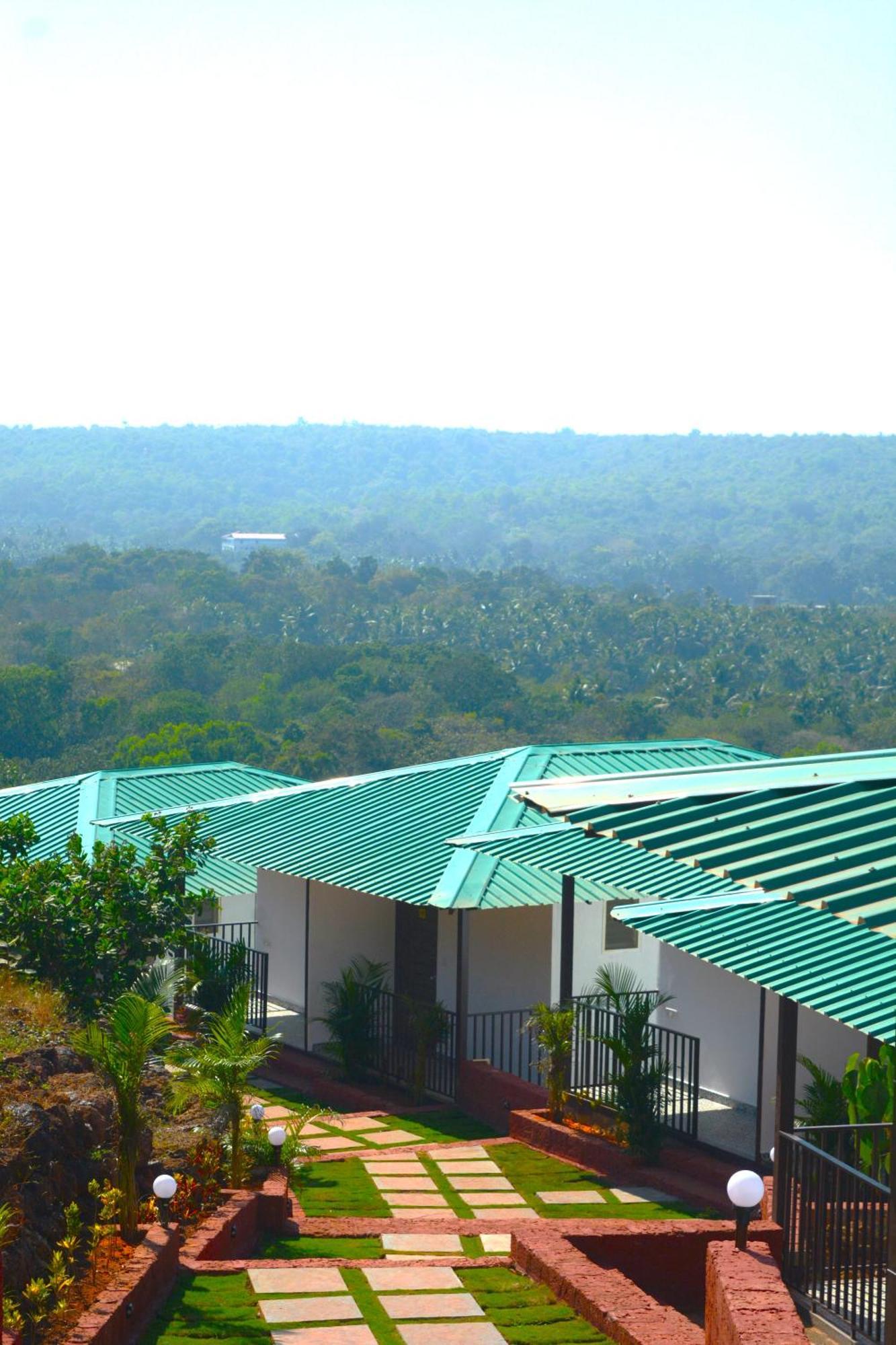 Xenious Cashew Leaf Eco Resort, Goa Arambol Exterior photo